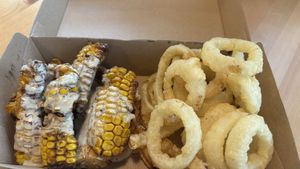 Onion rings and corn cobs  at Everdale Cafe & Gelato in Springvale