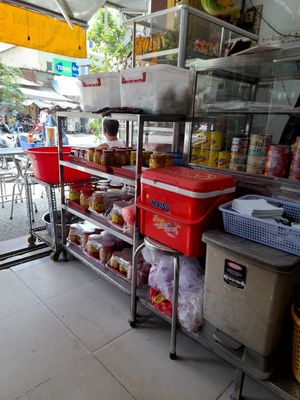 Inside at Phat Huu Duyen in Ho Chi Minh City