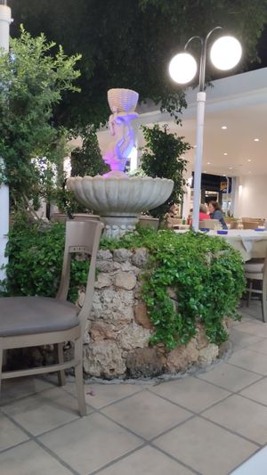  at Uncle George in Crete