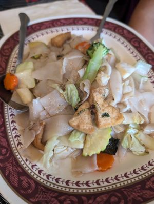 Tofu noodle (delicious garlic flavor, still my fave dish!) at Thai Hut in Santa Maria
