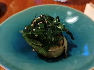 Sushi Joe Wakame at Temakinho Milano Navigli in Milan