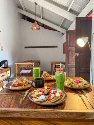 Desayunos vegetarianos/ veganos . Waffles, chilaquiles, molletes.   at Hierba Santa in San Cristobal De Las Casas