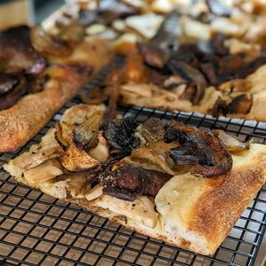 Vegan Funghi Pizza at Rya Bakehouse in Central Singapore