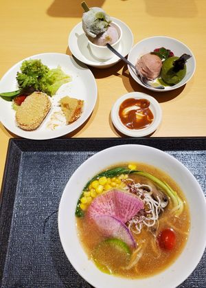  at HND - Diversity Diner - T3 - Departures in Tokyo