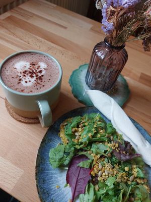 Bread and Hot chocolate at Oh Darling in Marburg