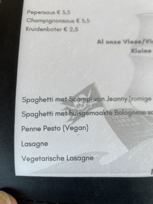 Menu  at Strandpaviljoen De Piraat in Cadzand