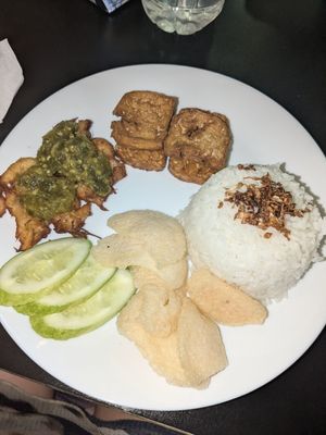 Main dish at CURRYPUFF VEGGIE in Jakarta