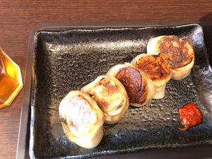 Perfectly browned vegan gyoza at tsuminaki Mapo Tofu - 罪無き麻婆豆腐 in Tokyo