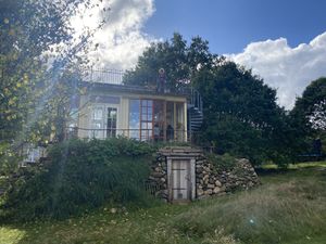 Backsidee  at Kakor & Kackel in Knaered