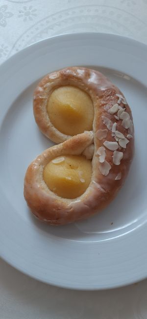 pudding pretzel at Bäckerei Martin Nickenig in Boppard