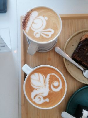 Most beautiful latte art at Kilnfolk Coffee in Sheffield