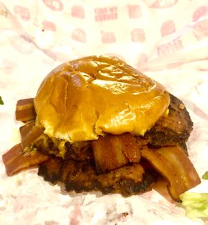 Le bacon c’est la vie at Kiss My Burger by La Vie - Ghost Kitchen in Nice