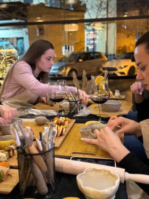 Pottery workshop at Ottos Restocafé in Tirana