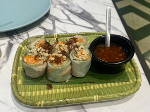Poh Pia Sod (Fresh Springrolls with palm filling)  at Jatujak - Mall of Asia in Pasay
