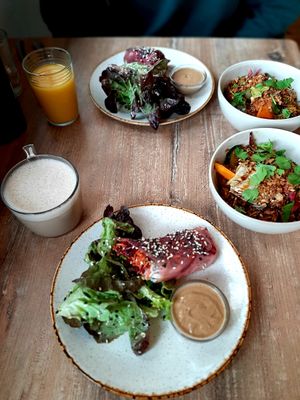 Nasi Goreng & Summer roll (Brunch) at Monkey Mood in Capbreton