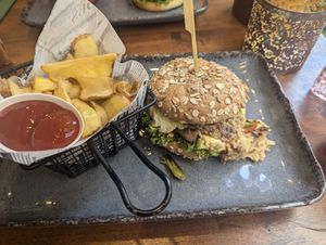 Veggie burger (vegan) at Grill & Green in Hamburg