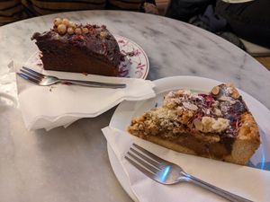 Pumpkin cake and chocolate cake (both vegan) at De Laatste Kruimel - Prinsenstraat in Amsterdam