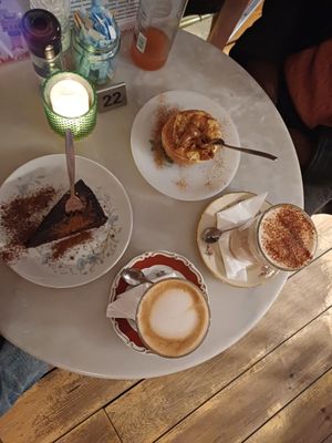  at De Laatste Kruimel - Prinsenstraat in Amsterdam