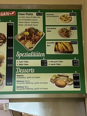   at Oase Falafel in Berlin