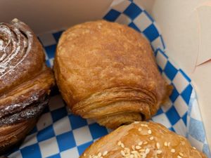 Morni'g bun at Okja in East London