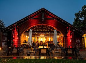 outside at Kasteel de Haar in Utrecht