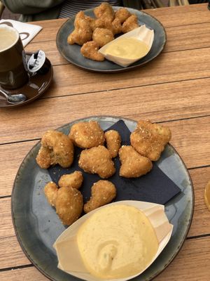 Cauliflower Kibbeling with vegan sauce  at Loetje in Bergen