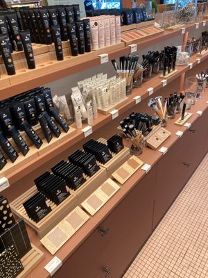  at Avril Cosmética Bio in Madrid