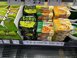 Hummus   at iDEA in Bar