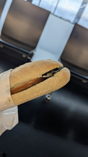 Caprese Sandwich (9,40) - 6/10⭐ at VIE - Veganista / The LaLa - T3-F in Vienna