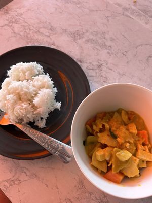 Vegan curry  at Mama's Thai Food in Koh Phangan