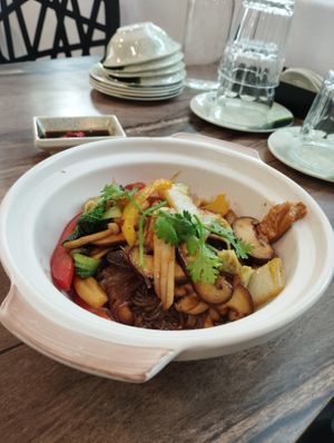 Stir Fried Korean Glass Noodle at Lập Vegetarian Restaurant in Central Singapore