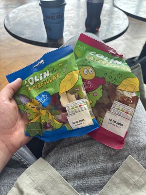   at LHR - WHSmith - T2-B in West London