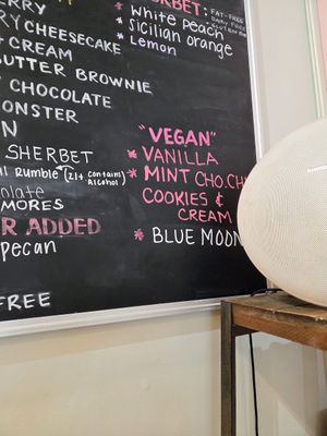 4 vegan flavors at Pav's Creamery in Cuyahoga Falls