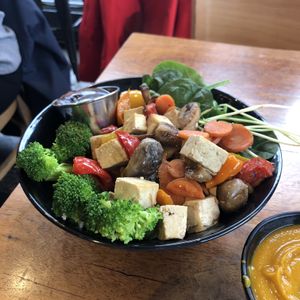 Bol Tao et Soupe du jour at Panthere Verte - Plateau in Montreal