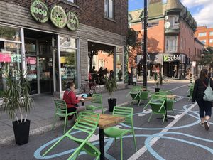 Restaurant and patio  at Panthere Verte - Plateau in Montreal