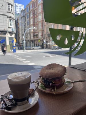 It was a very tasty vegan burger!  at Defresh in A Coruna