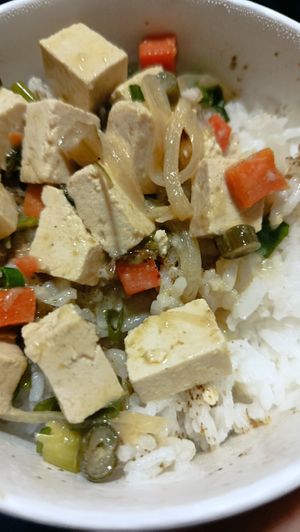 Curry de vegetais com tofu at Buddha Bistrô Asiático in Salvador