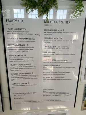 Milk tea menu  at freshroll - Mashpee Commons in Mashpee