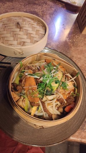 Udon Nudeln mit Gemüse, Seitan und Tofu at A&E Restaurant in Wolfenbuettel