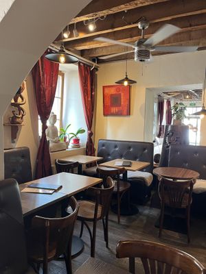 Intérieur cosy   at Balzac Café in Morges