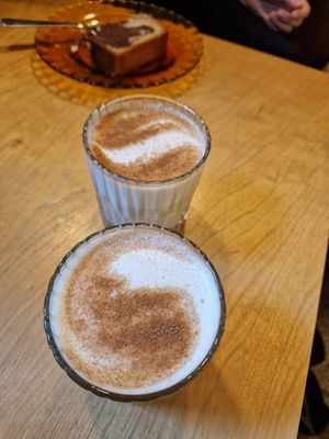 Chao Latte mit Hafermilch at KAISER in Moenchengladbach