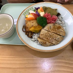 Nr2  at Mama in the Kitchen - 郑嬷嬷的素食堂  in Shenzhen