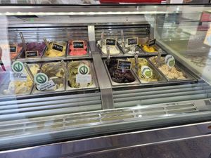 Vegan icecreams at Slurp Gelateria in Sanremo