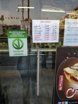vegan ok at Slurp Gelateria in Sanremo