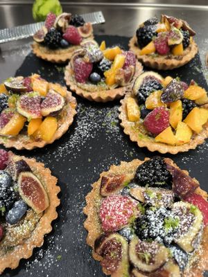 Tarte vegan at Caroline Gelats & Dolços in Girona