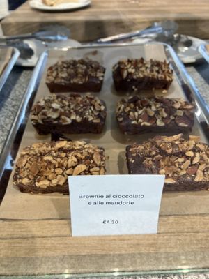 Vegan brownies  at Arket Café - Milan in Milan