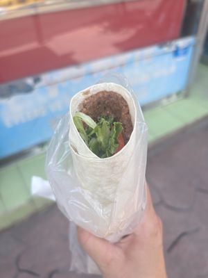 tasty cigköfte  at Serince Cigkofte in Istanbul