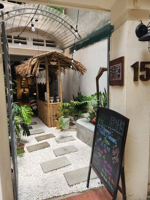 Entrance at Phê Chay in Hanoi