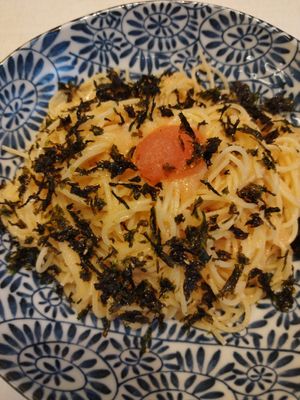 vegan mentaiko pasta
with seaweed at Cafebar Miyami in Tokyo