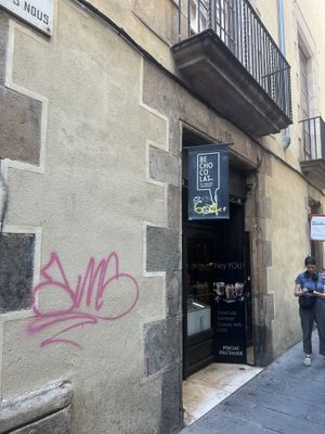 Front doorr  at Be Chocolat Gòtic in Barcelona